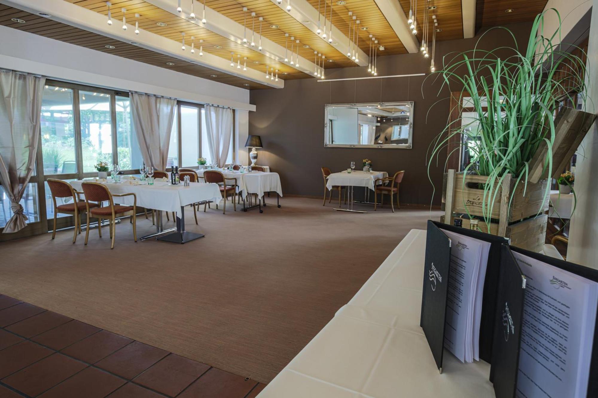 Hotel Restaurant Seegarten อาร์บอน ภายนอก รูปภาพ